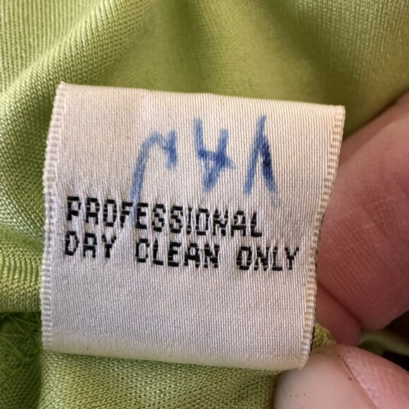 Page 100% silk green top; Size Small - Picture 10 of 10